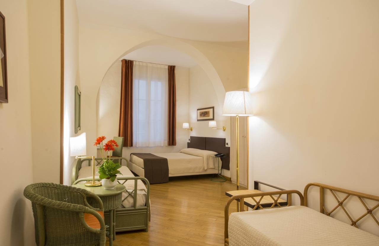 Piazza Paradiso Accommodation Siena Bagian luar foto