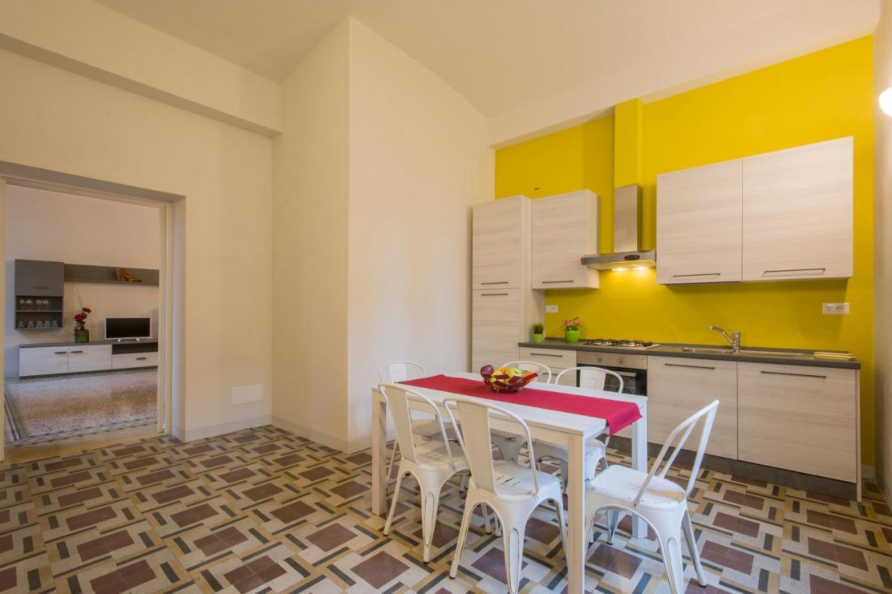 Piazza Paradiso Accommodation Siena Bagian luar foto