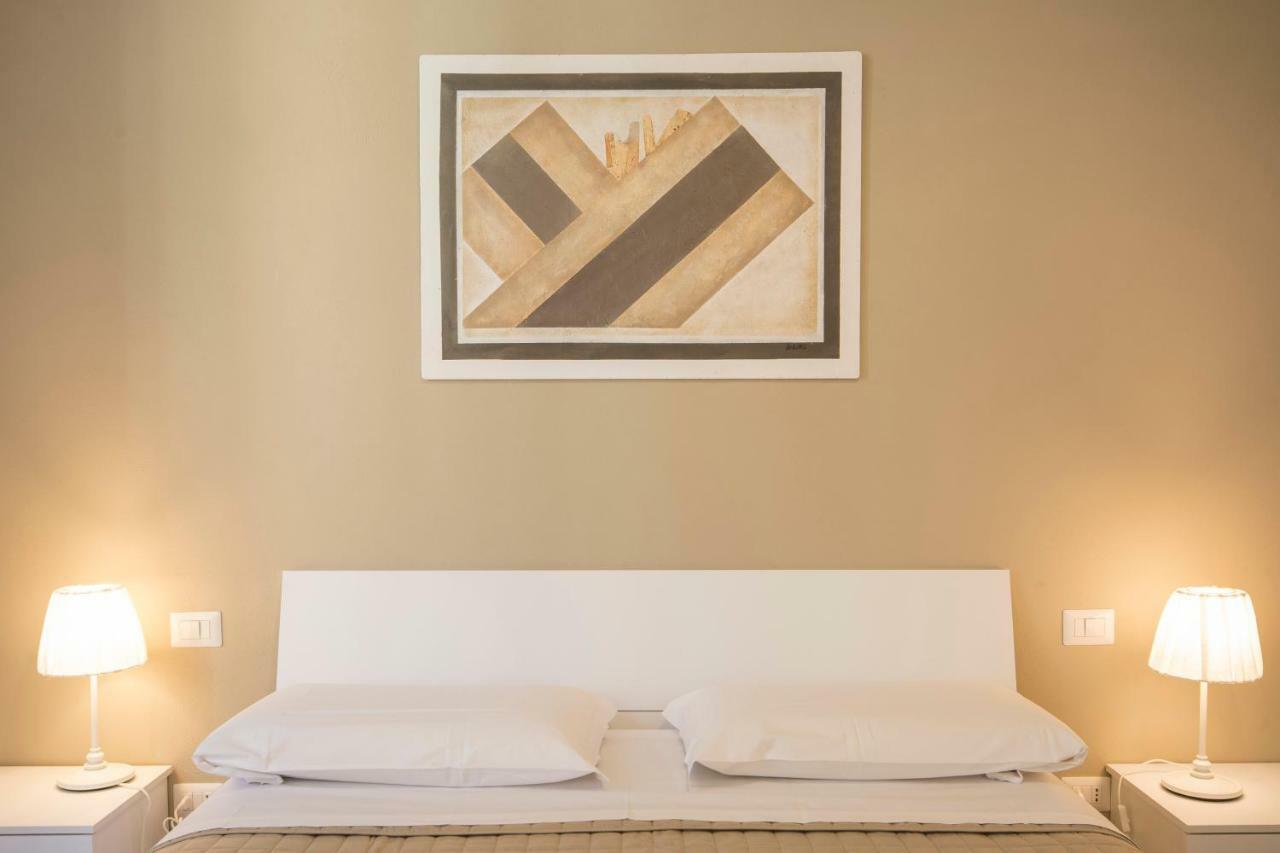 Piazza Paradiso Accommodation Siena Bagian luar foto